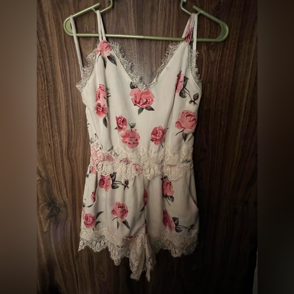 Floral and lace romper
